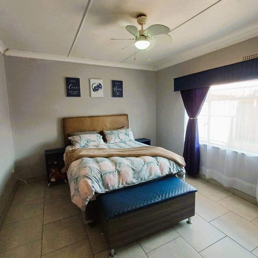 3 Bedroom Property for Sale in Rothdene Gauteng