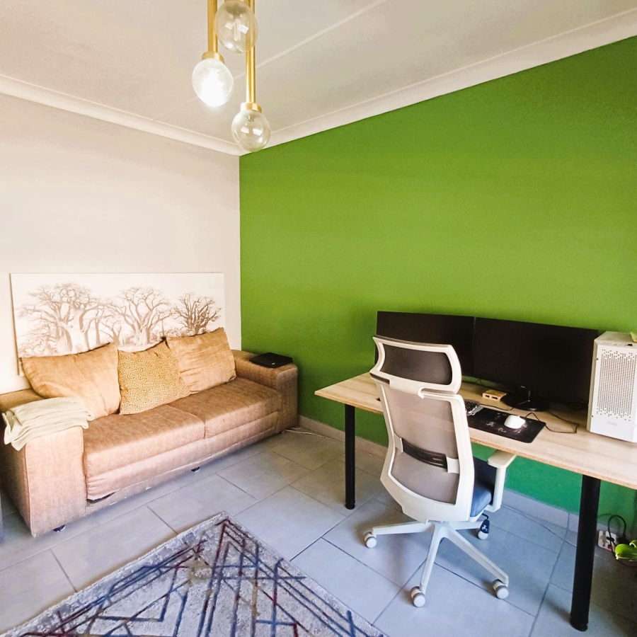 3 Bedroom Property for Sale in Rothdene Gauteng