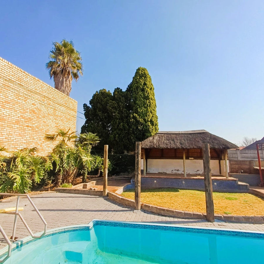 3 Bedroom Property for Sale in Rothdene Gauteng