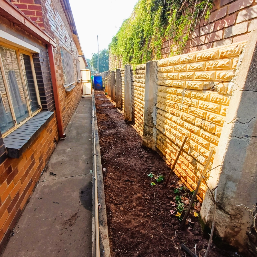 3 Bedroom Property for Sale in Rothdene Gauteng