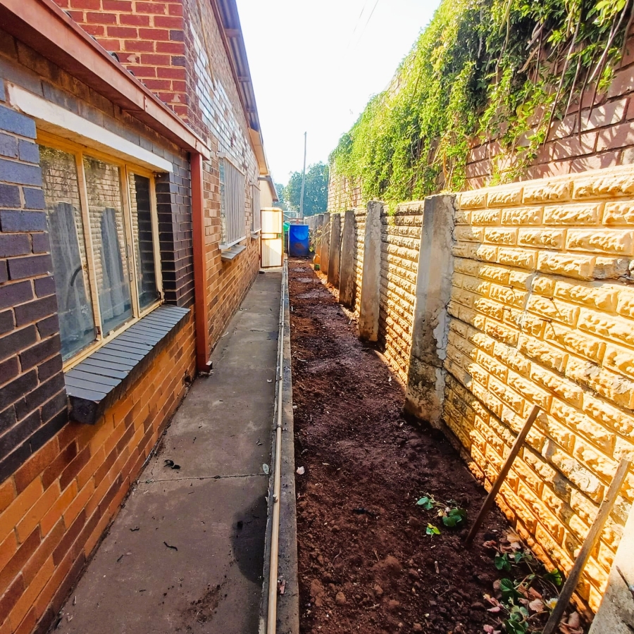 3 Bedroom Property for Sale in Rothdene Gauteng