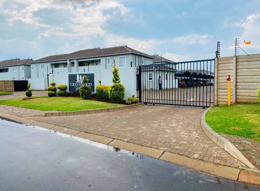 1 Bedroom Property for Sale in Alliance Gauteng