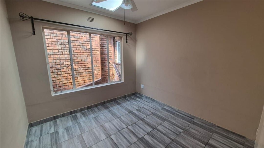 3 Bedroom Property for Sale in Birchleigh Gauteng