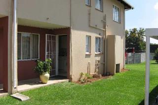 2 Bedroom Property for Sale in Glen Marais Gauteng