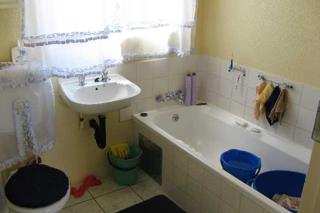 2 Bedroom Property for Sale in Glen Marais Gauteng
