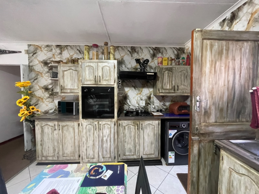 2 Bedroom Property for Sale in Brakpan Central Gauteng