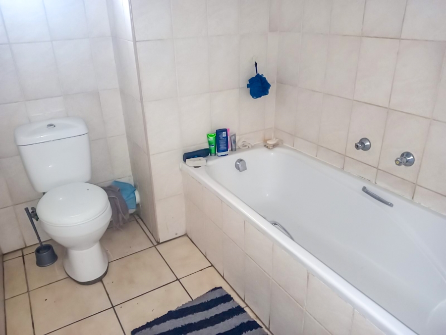 2 Bedroom Property for Sale in Rynfield Gauteng