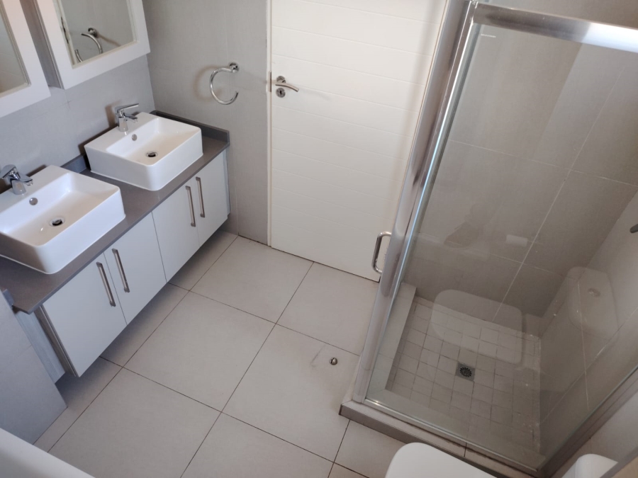 3 Bedroom Property for Sale in Carlswald Gauteng