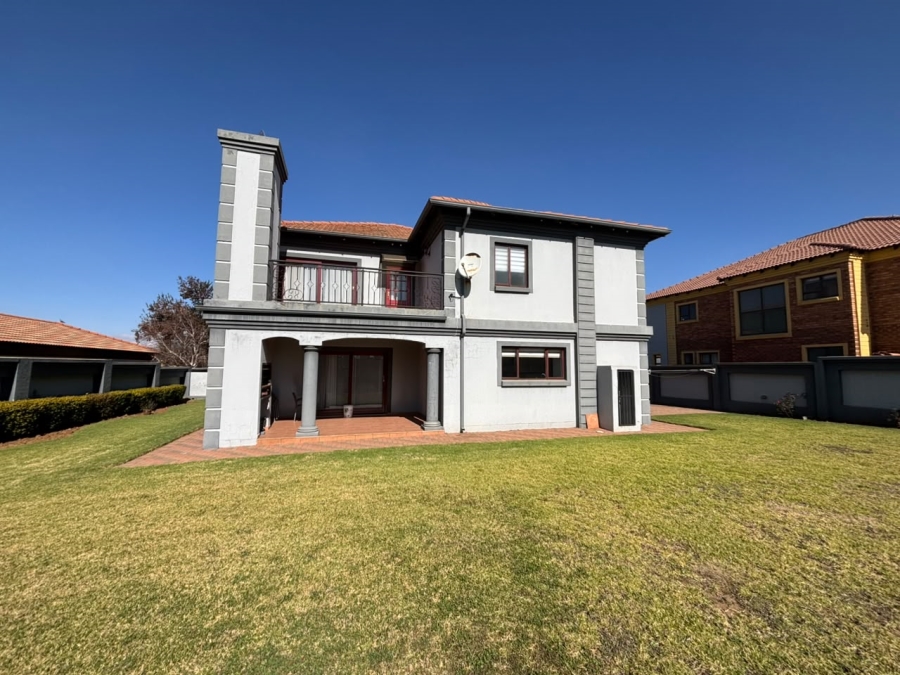 4 Bedroom Property for Sale in Helderwyk Gauteng