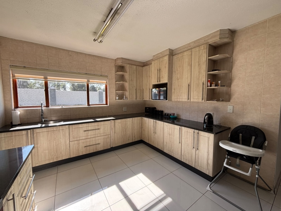 4 Bedroom Property for Sale in Helderwyk Gauteng