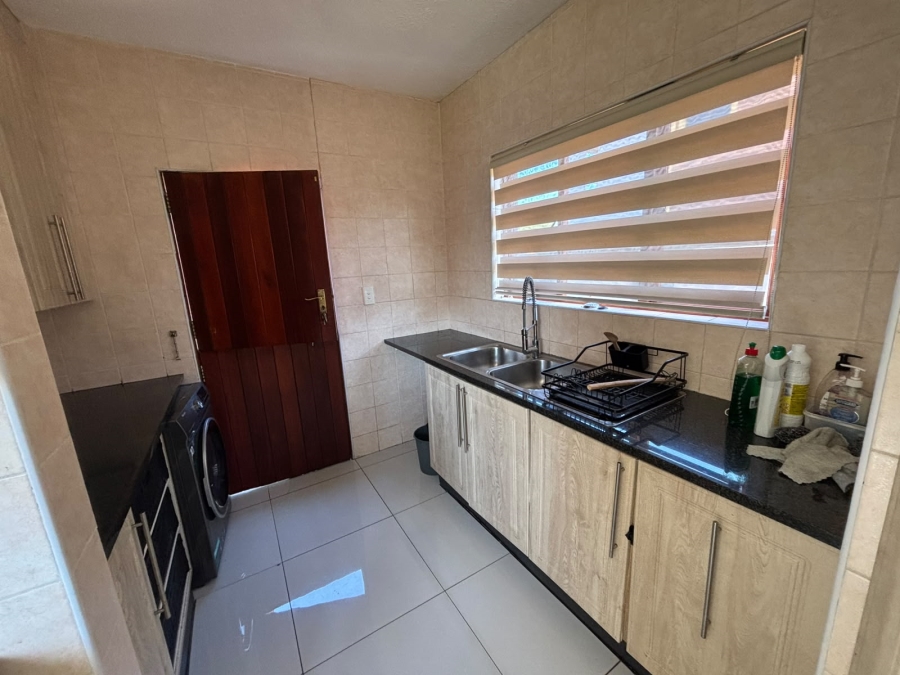 4 Bedroom Property for Sale in Helderwyk Gauteng