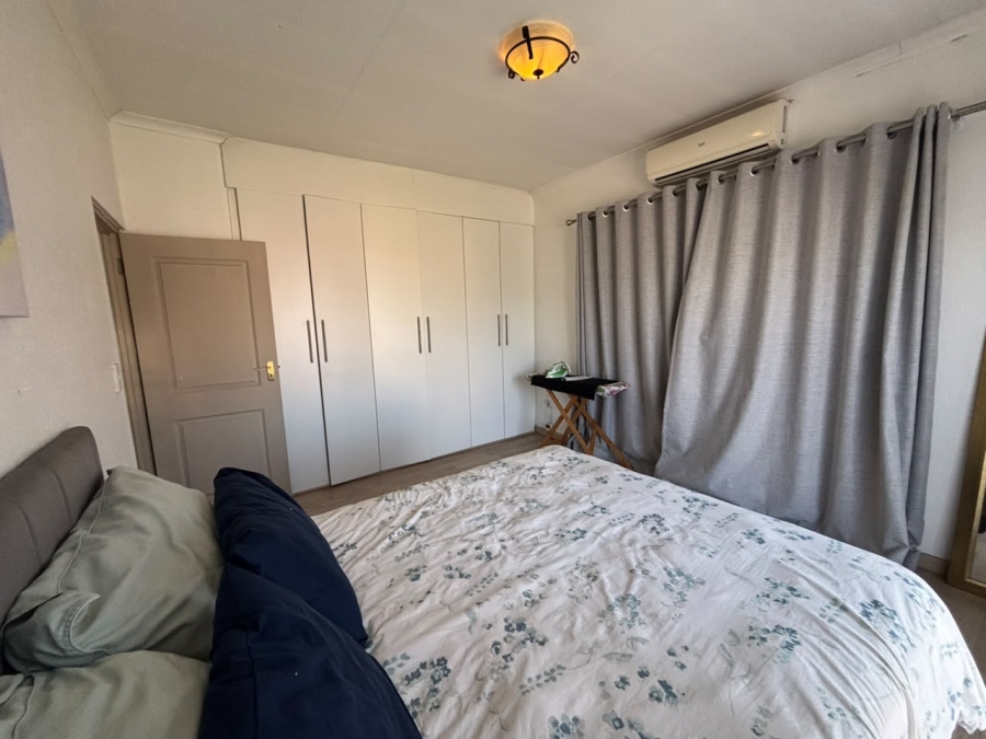 4 Bedroom Property for Sale in Helderwyk Gauteng