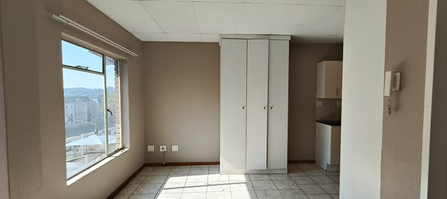 To Let 1 Bedroom Property for Rent in Richmond Gauteng