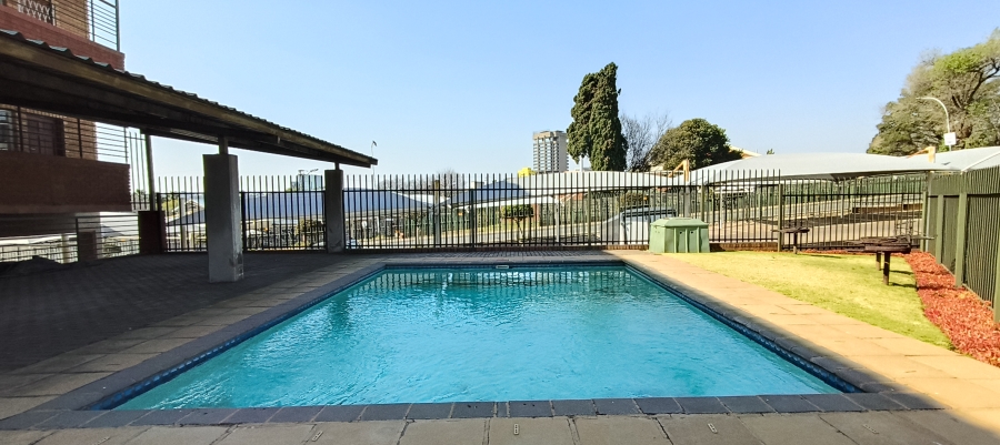 To Let 1 Bedroom Property for Rent in Richmond Gauteng