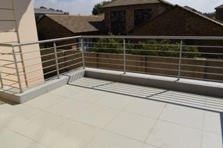 4 Bedroom Property for Sale in Helderwyk Gauteng