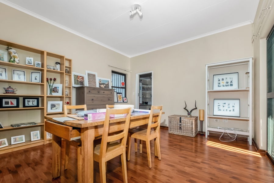 To Let 4 Bedroom Property for Rent in Morningside Ext 40 Gauteng