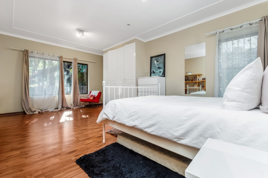 To Let 4 Bedroom Property for Rent in Morningside Ext 40 Gauteng