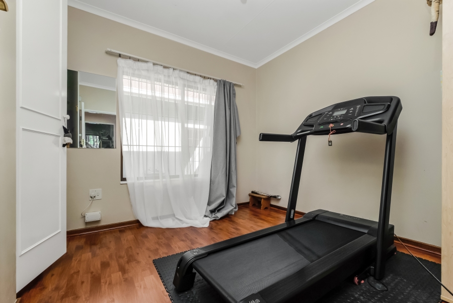 To Let 4 Bedroom Property for Rent in Morningside Ext 40 Gauteng