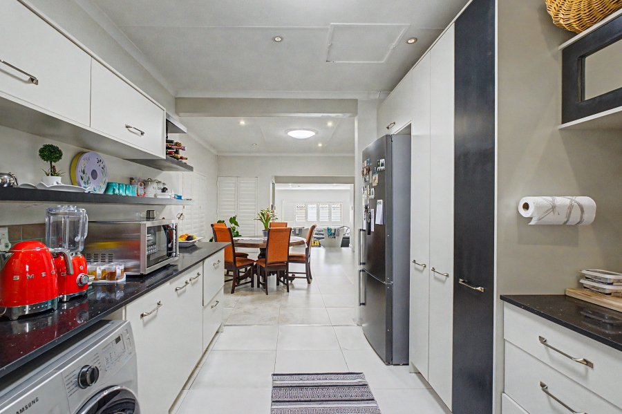 4 Bedroom Property for Sale in Paulshof Gauteng