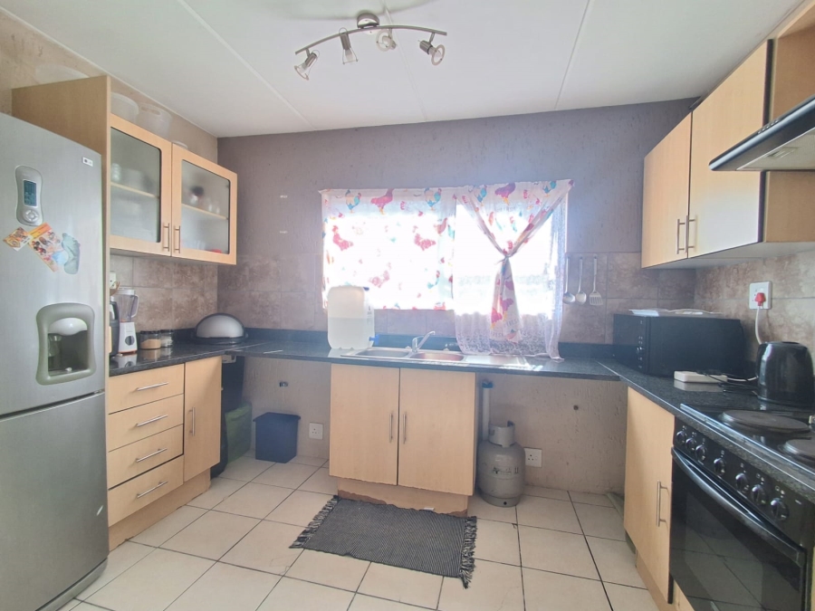 2 Bedroom Property for Sale in Three Rivers Gauteng