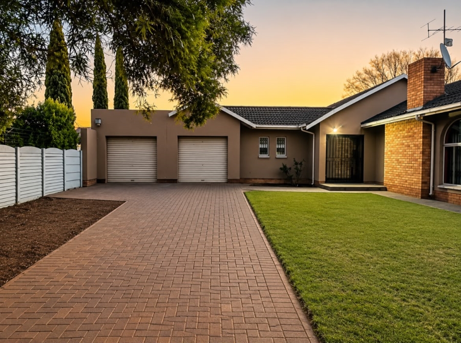 3 Bedroom Property for Sale in Vanderbijlpark SE 6 Gauteng