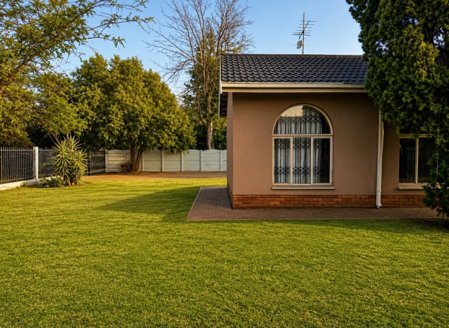 3 Bedroom Property for Sale in Vanderbijlpark SE 6 Gauteng