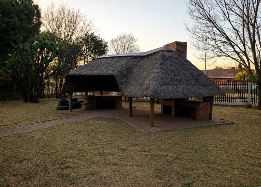 3 Bedroom Property for Sale in Vanderbijlpark SE 6 Gauteng