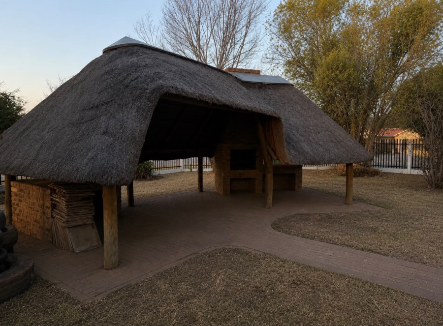 3 Bedroom Property for Sale in Vanderbijlpark SE 6 Gauteng