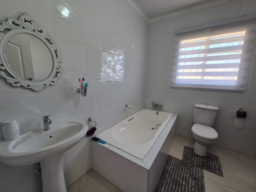 3 Bedroom Property for Sale in Vanderbijlpark Sw 2 Gauteng