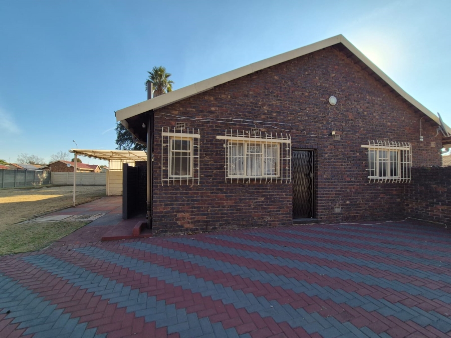 3 Bedroom Property for Sale in Vanderbijlpark Sw 2 Gauteng