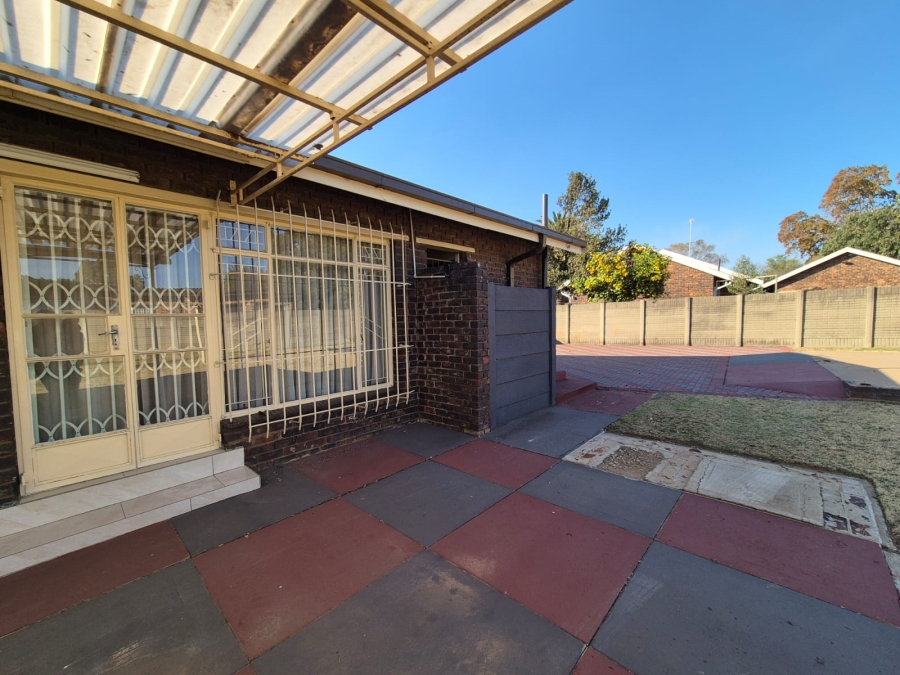 3 Bedroom Property for Sale in Vanderbijlpark Sw 2 Gauteng