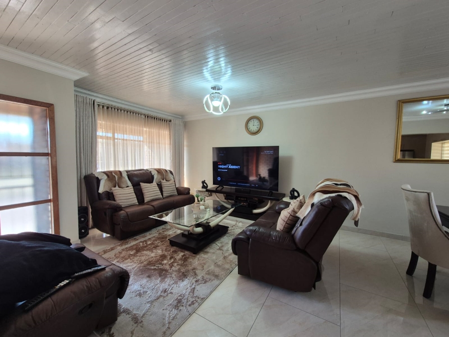 3 Bedroom Property for Sale in Vanderbijlpark Sw 2 Gauteng