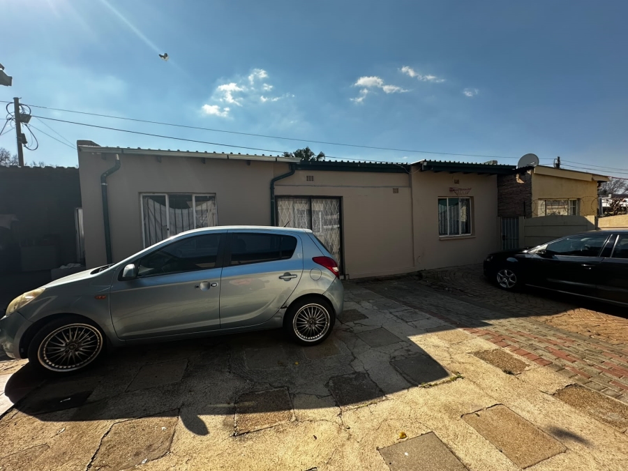 3 Bedroom Property for Sale in Roodepoort North Gauteng