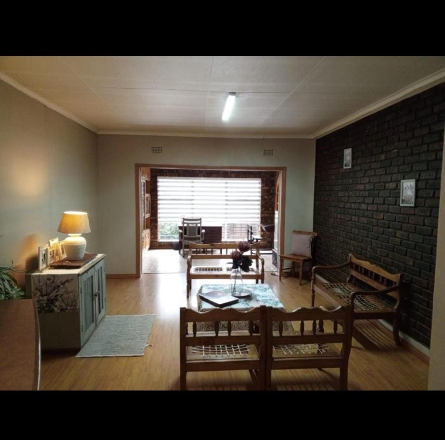 3 Bedroom Property for Sale in Meyerton Central Gauteng