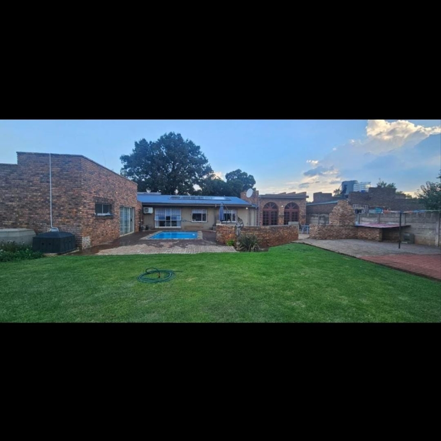 3 Bedroom Property for Sale in Meyerton Central Gauteng
