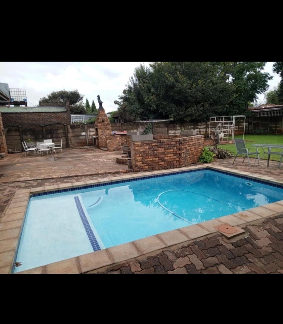 3 Bedroom Property for Sale in Meyerton Central Gauteng