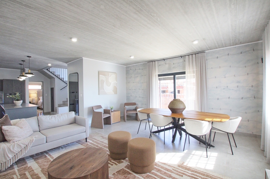 4 Bedroom Property for Sale in North Riding Gauteng