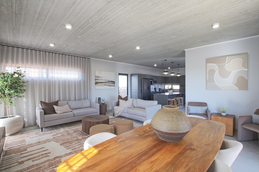 4 Bedroom Property for Sale in North Riding Gauteng