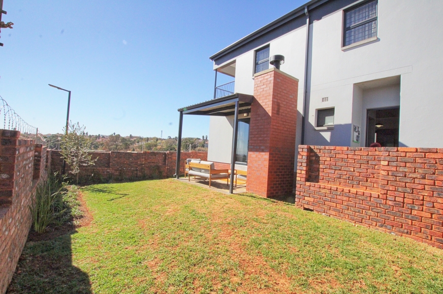 4 Bedroom Property for Sale in North Riding Gauteng