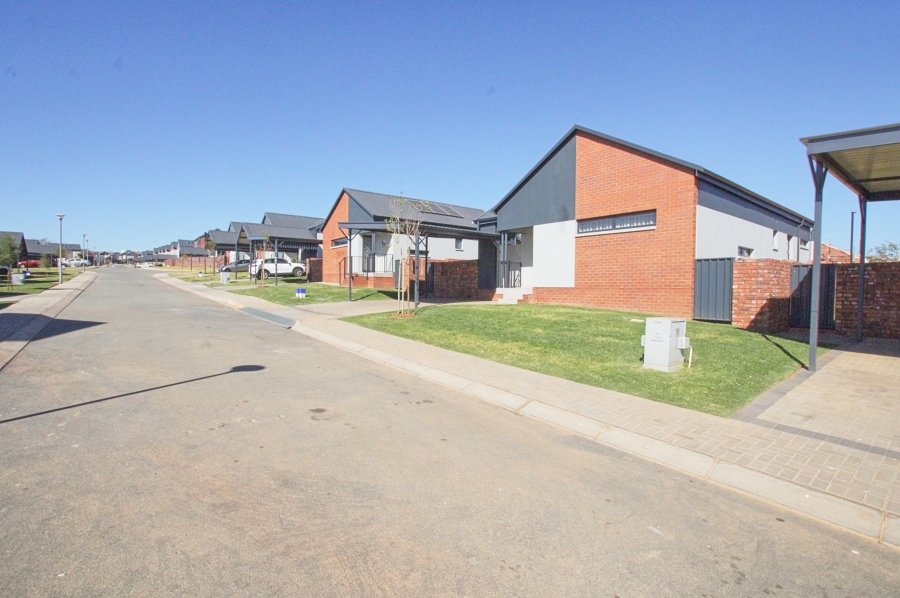 4 Bedroom Property for Sale in North Riding Gauteng