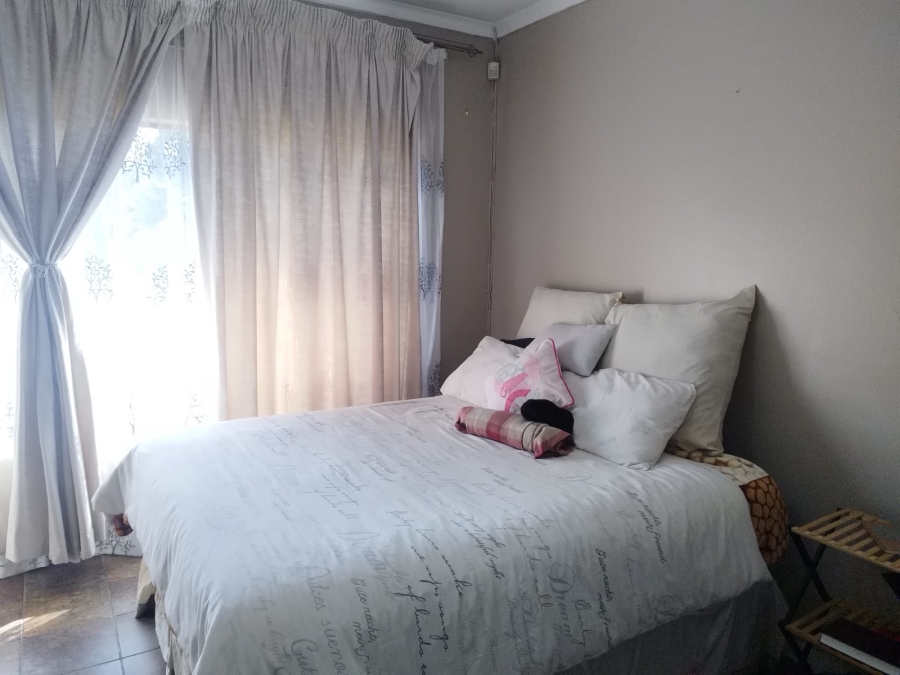 4 Bedroom Property for Sale in Norkem Park Gauteng