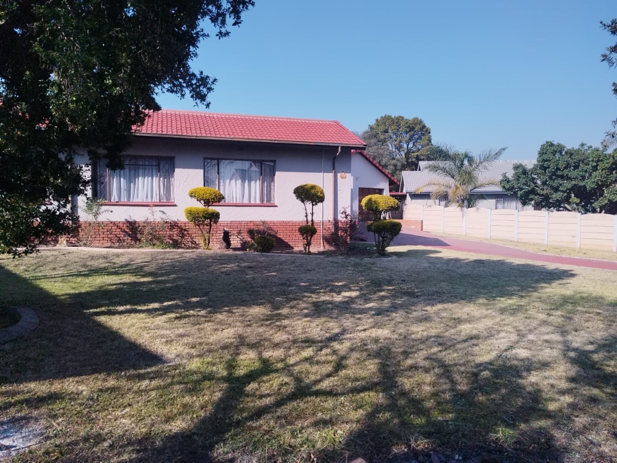 4 Bedroom Property for Sale in Norkem Park Gauteng