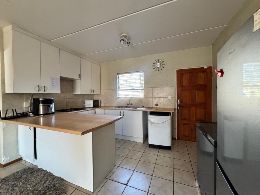 2 Bedroom Property for Sale in Arundo Estate Gauteng