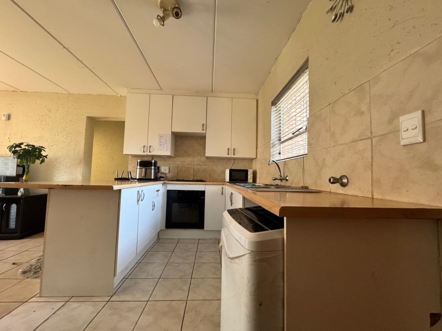 2 Bedroom Property for Sale in Arundo Estate Gauteng