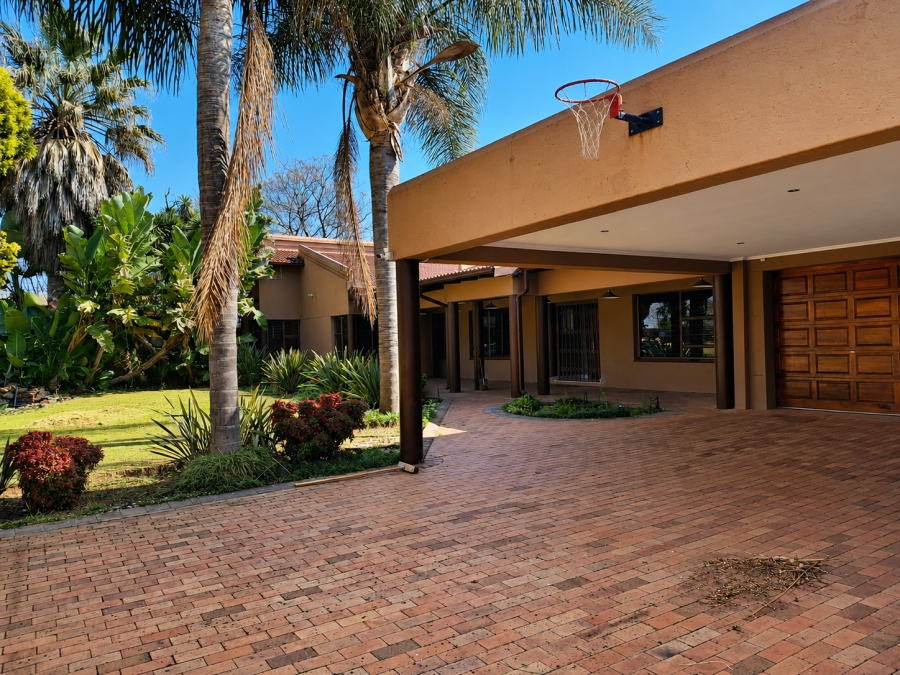 5 Bedroom Property for Sale in Eveleigh Gauteng