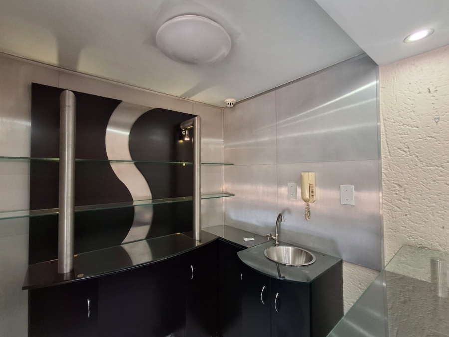 5 Bedroom Property for Sale in Eveleigh Gauteng