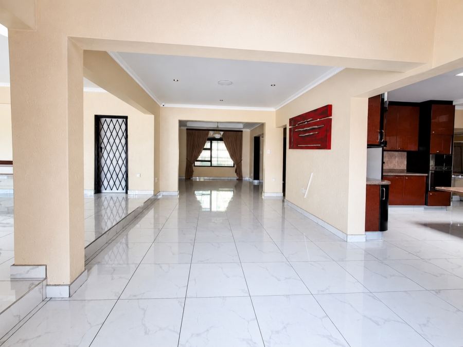 5 Bedroom Property for Sale in Eveleigh Gauteng