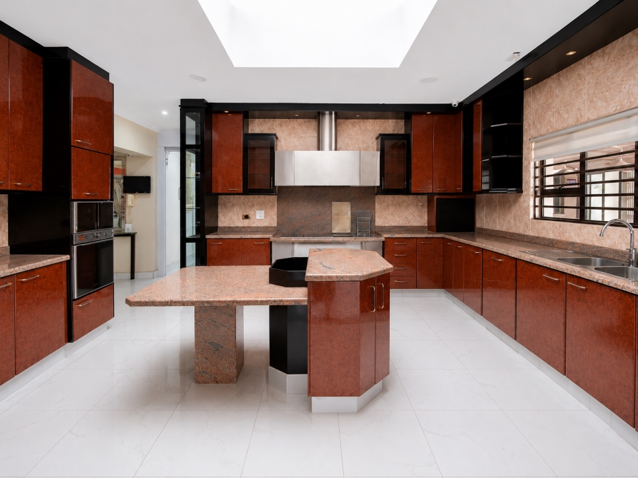 5 Bedroom Property for Sale in Eveleigh Gauteng