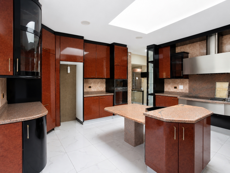 5 Bedroom Property for Sale in Eveleigh Gauteng