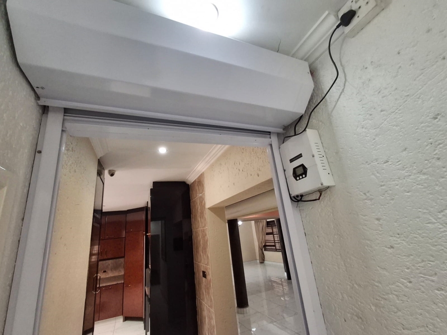 5 Bedroom Property for Sale in Eveleigh Gauteng